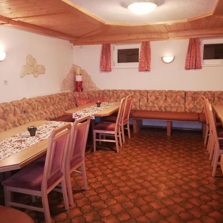 Pension Schoepf Arzl im Pitztal Exterior foto